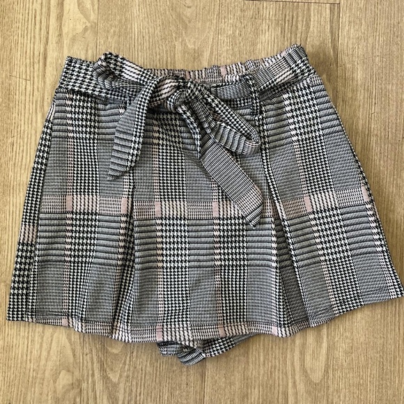 other Dresses & Skirts - Pink plaid skirt/skort